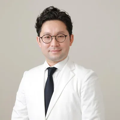 柏 英希